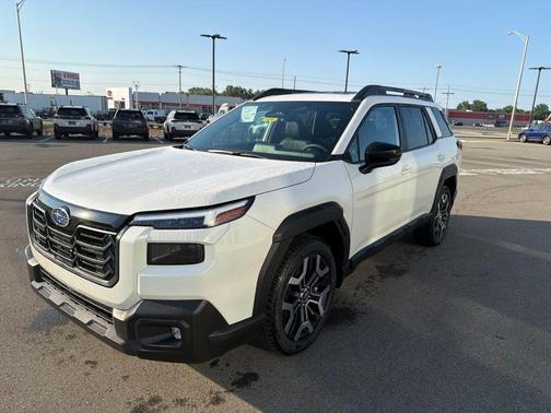 Crystal White Pearl 2026 Subaru Outback Touring XT