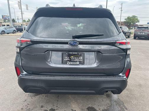 Magnetite Gray Metallic 2026 Subaru Forester Premium