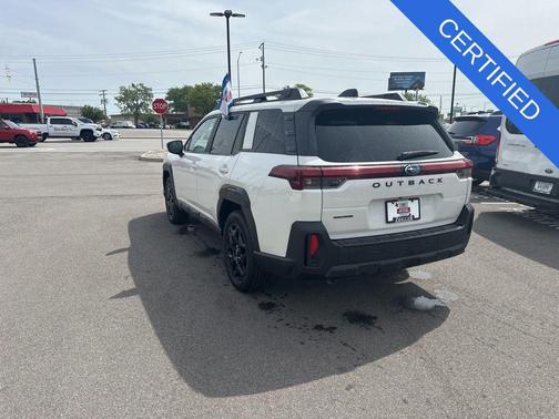 Crystal White Pearl 2026 Subaru Outback Limited