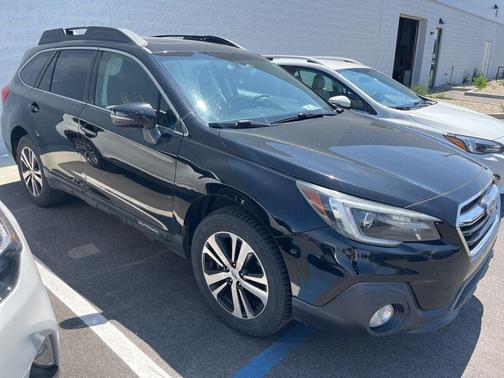 Black 2019 Subaru Outback 2.5i Limited