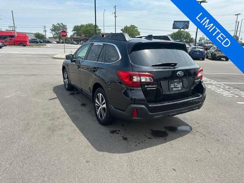 Crystal Black Silica 2019 Subaru Outback 2.5i Limited