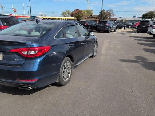 2017 Hyundai SONATA Sport
