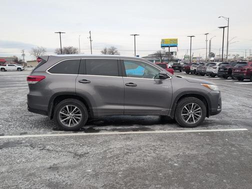 2018 Toyota Highlander Hybrid XLE