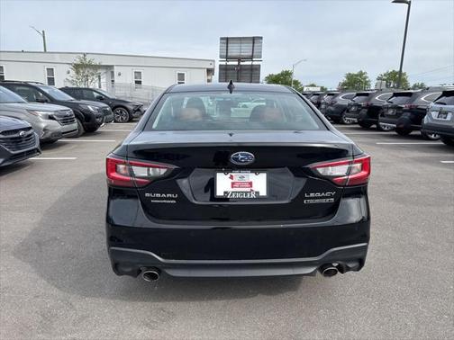 2022 Subaru Legacy Touring XT