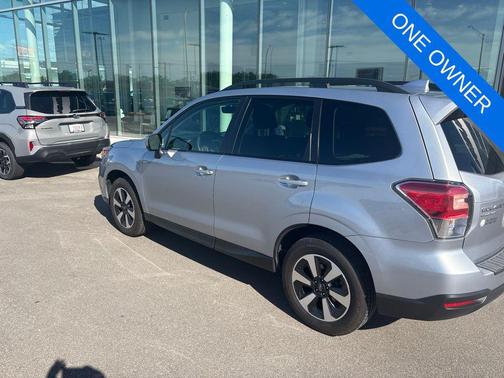 Silver 2017 Subaru Forester 2.5i Premium