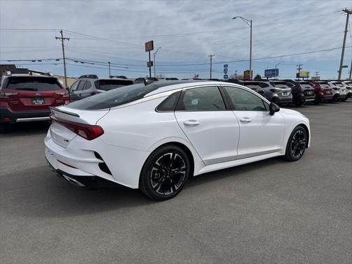 2022 Kia K5 GT-Line