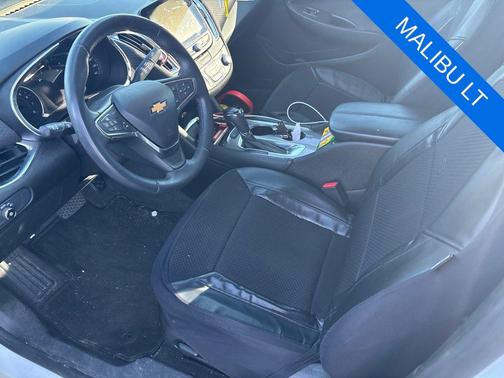 Iridescent Pearl Tricoat 2018 Chevrolet Malibu LT