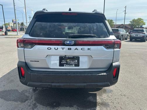 Ice Silver Metallic 2026 Subaru Outback Limited