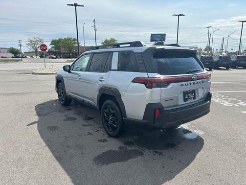 Ice Silver Metallic 2026 Subaru Outback Limited