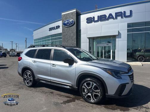 Ice Silver Metallic 2026 Subaru Ascent Limited 7-Passenger