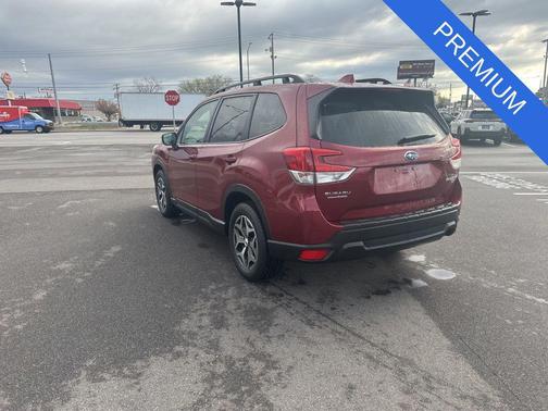 Crimson Red Pearl 2023 Subaru Forester Premium