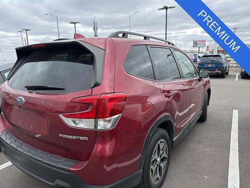Crimson Red Pearl 2023 Subaru Forester Premium