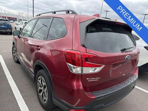 Crimson Red Pearl 2023 Subaru Forester Premium