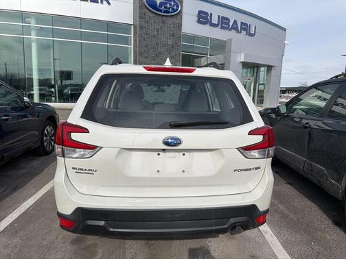 2021 Subaru Forester Base