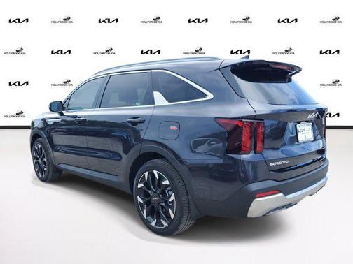 2025 Kia Sorento EX