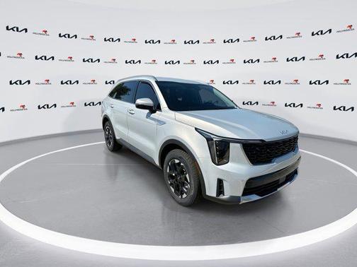 Ivory Silver 2026 Kia Sorento S
