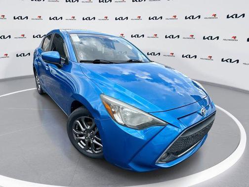 2019 Toyota Yaris Sedan LE
