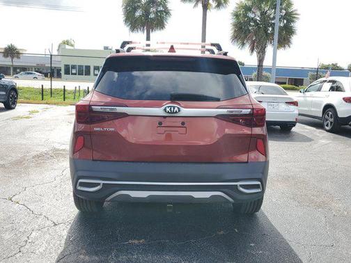 2021 Kia Seltos S