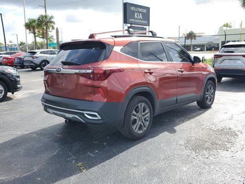 2021 Kia Seltos S