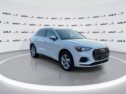 2020 Audi Q3 45 Premium