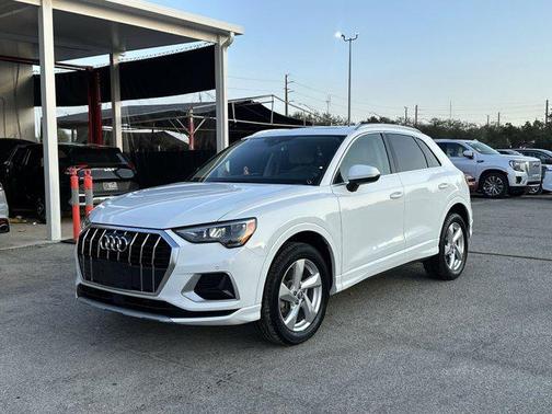 2020 Audi Q3 45 Premium