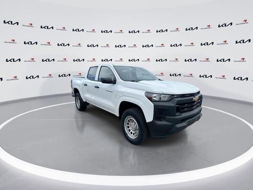 Summit White 2023 Chevrolet Colorado WT