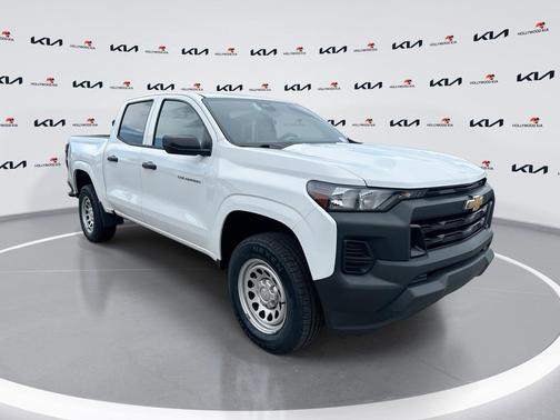 Summit White 2023 Chevrolet Colorado WT