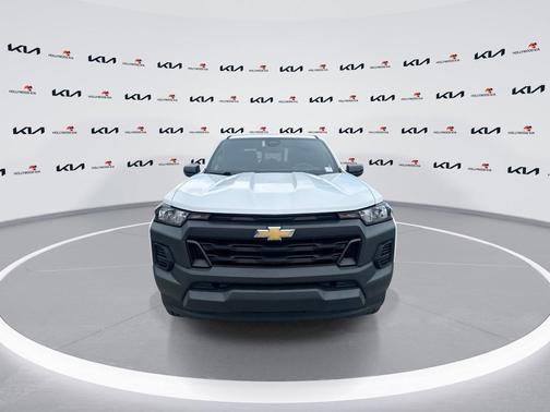 Summit White 2023 Chevrolet Colorado WT