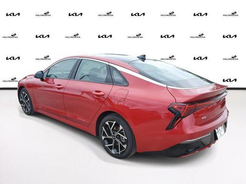 2025 Kia K5 EX