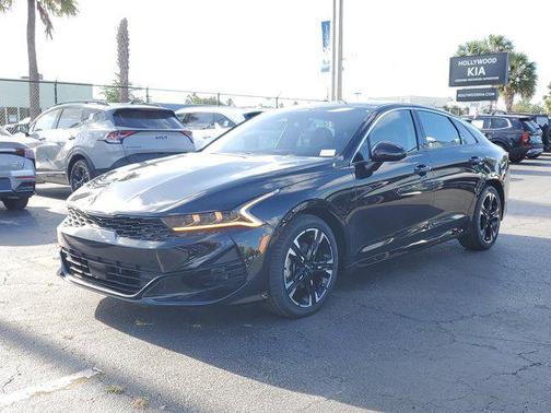 2023 Kia K5 GT-Line