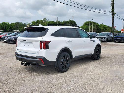 2025 Kia Sorento SX