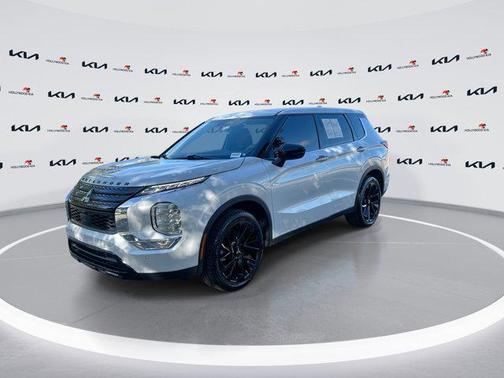 2022 Mitsubishi Outlander SE 2.5 2WD