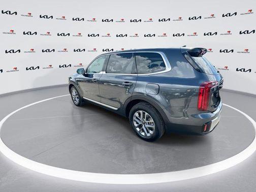 2023 Kia Telluride LX