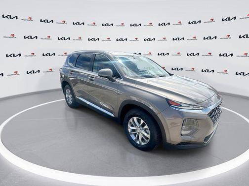 2019 Hyundai SANTA FE SE 2.4