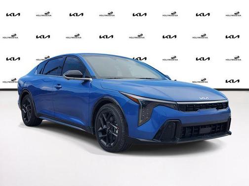 2025 Kia K4 GT-Line