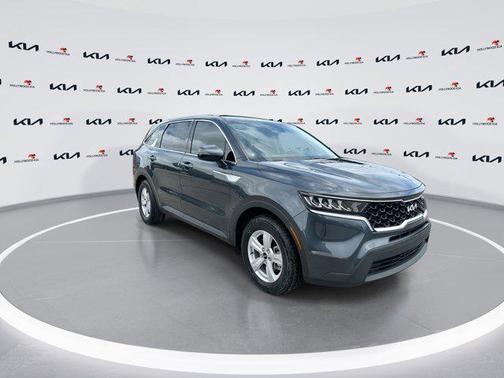 Gravity Grey 2023 Kia Sorento LX