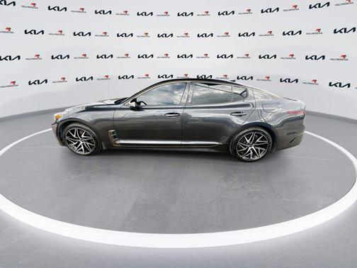 2022 Kia Stinger GT-Line