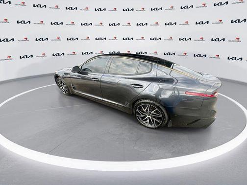2022 Kia Stinger GT-Line