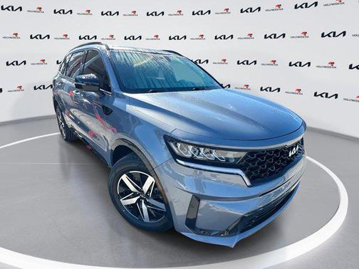 2023 Kia Sorento S