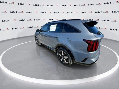 2023 Kia Sorento S