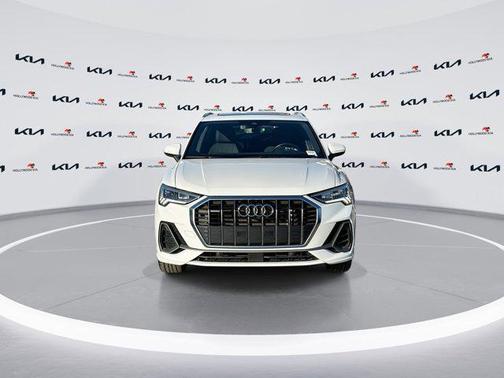 2024 Audi Q3 Premium 45 TFSI S line quattro Tiptronic