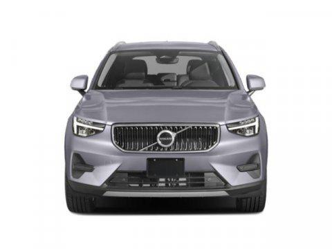 2023 Volvo XC40 Ultimate Bright Theme