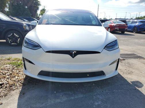 2022 Tesla Model X Plaid