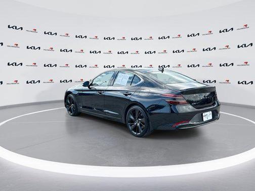 2023 Genesis G70 2.0T RWD