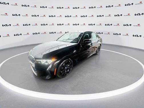 2025 BMW 330 i