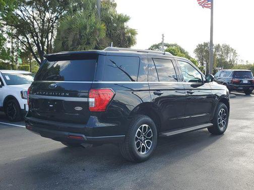 2022 Ford Expedition XLT