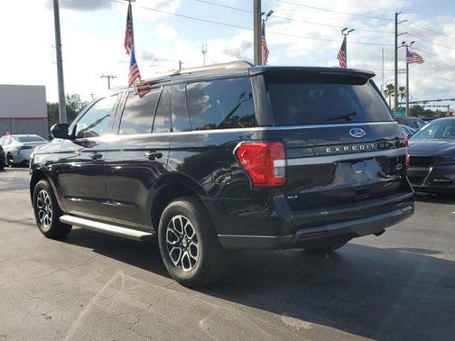 2022 Ford Expedition XLT