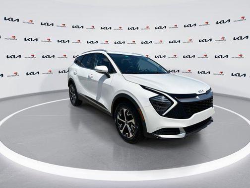 Snow White Pearl 2024 Kia Sportage Hybrid EX