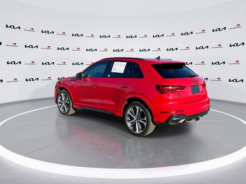 Tango Red Metallic 2022 Audi Q3 45 S line Premium Plus