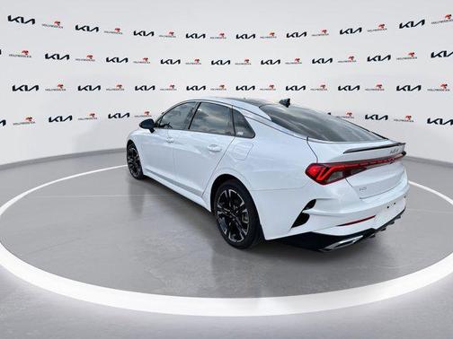 Glacial White Pearl 2024 Kia K5 GT-Line